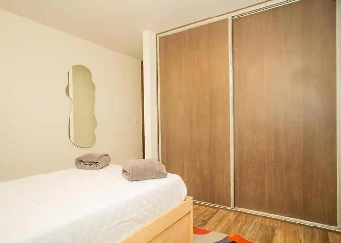 Apartment Stylish 2br-2ba Near Plaza De Toros