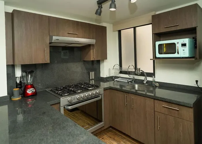 Stylish 2br-2ba Near Plaza De Toros Apartment